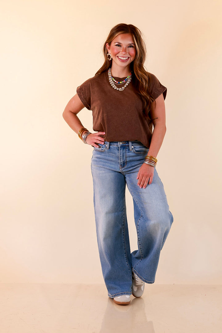 Chic Made Easy Short Sleeve Shirt in Chocolate Brown