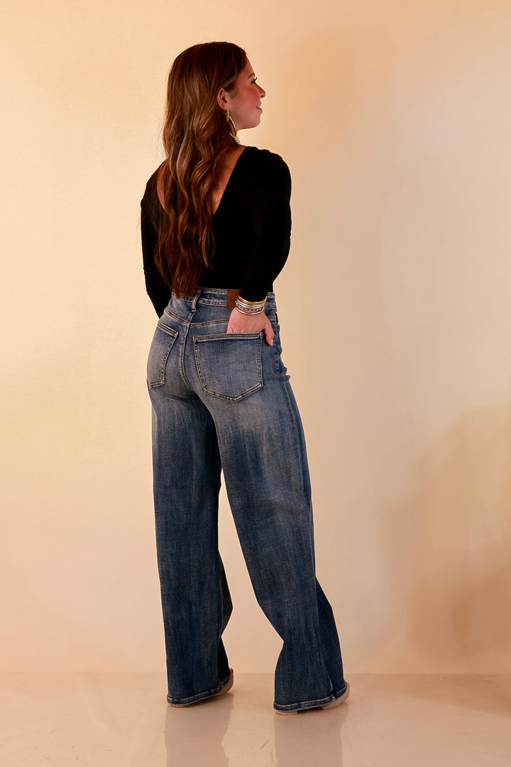 Judy Blue | Blue Jean State of Mind Baggy Vintage Wide Straight Leg Wilhelmina Jeans in Medium Vintage Wash