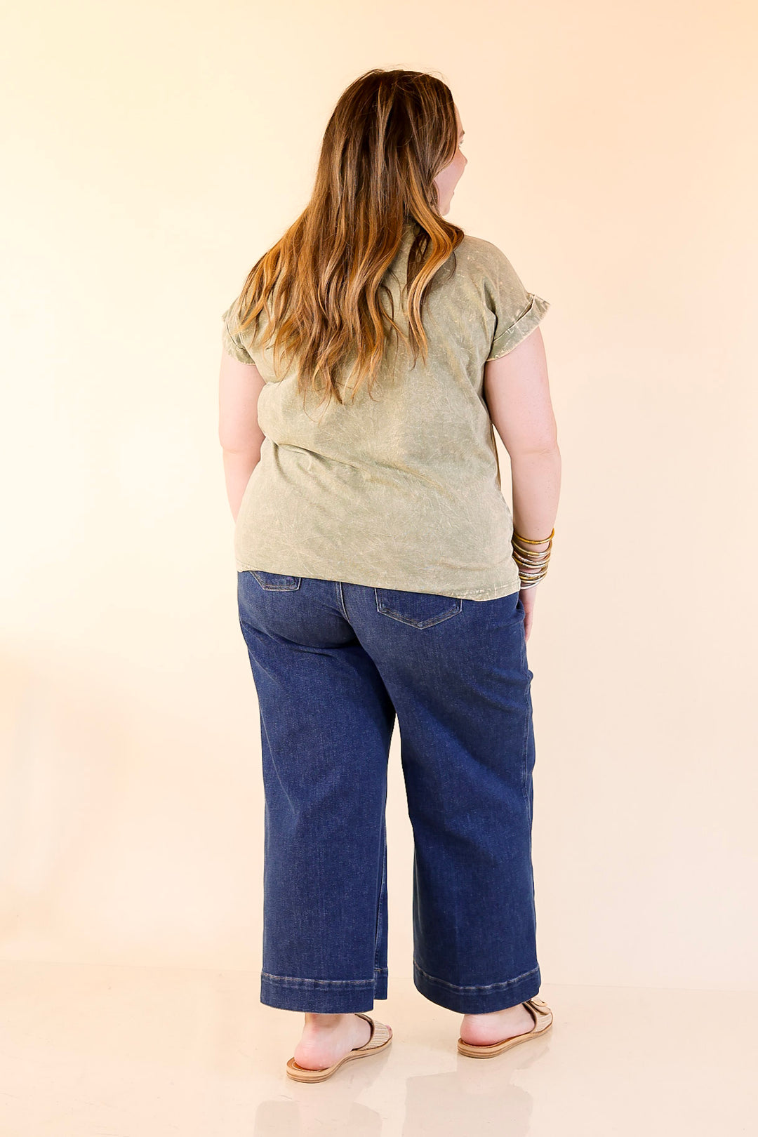 Chic Made Easy Short Sleeve Shirt in Olive Green