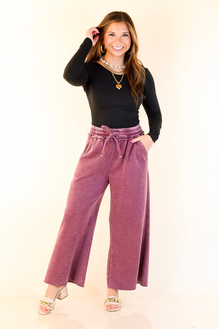 Cozy Girl Cropped Acid Washed Drawstring Pant in Maroon