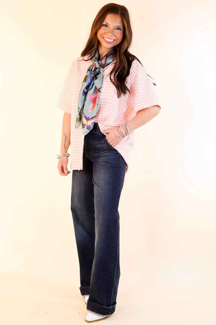 What A Rush Button Up Gingham Short Sleeve Top in Light Pink