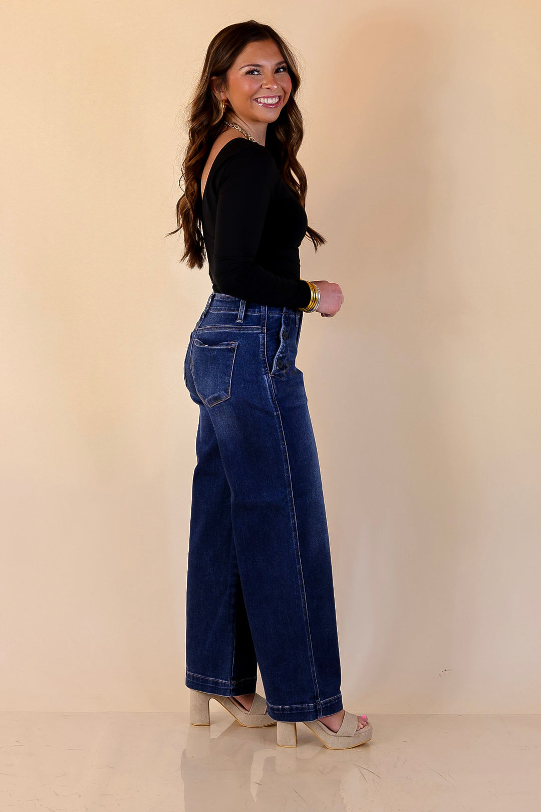 Risen | Steady Style Cropped Wide Leg Trouser Jean with Pocket Detailing in Dark Wash