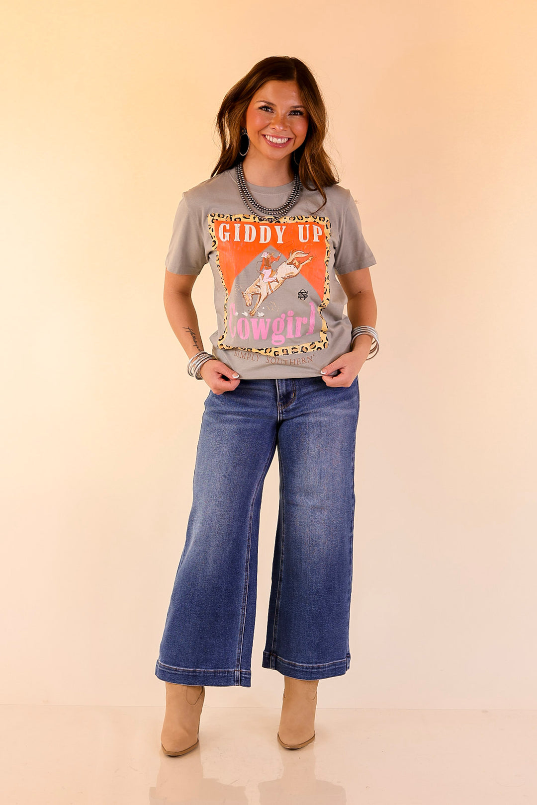 Simply Southern | Giddy Up Cowgirl Graphic T-Shirt in Washed Shadow Grey