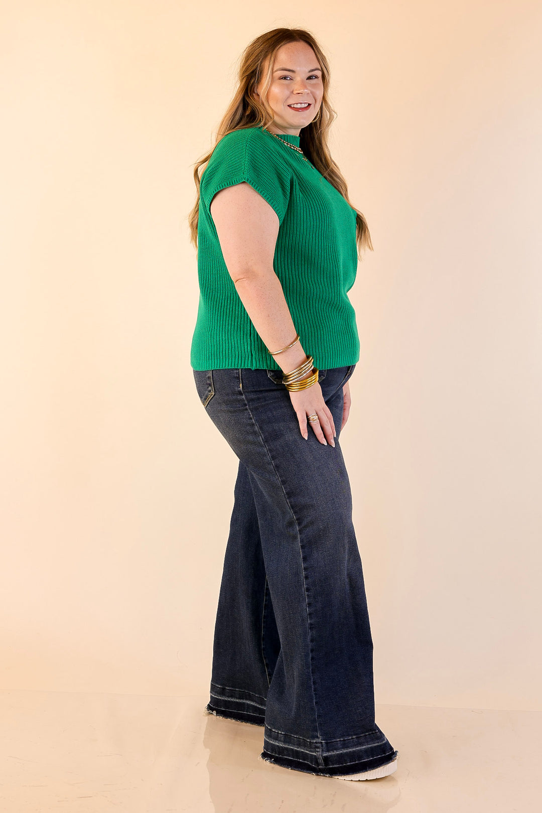 Repeat Ready Cap Sleeve Sweater with Front Pocket in Kelly Green