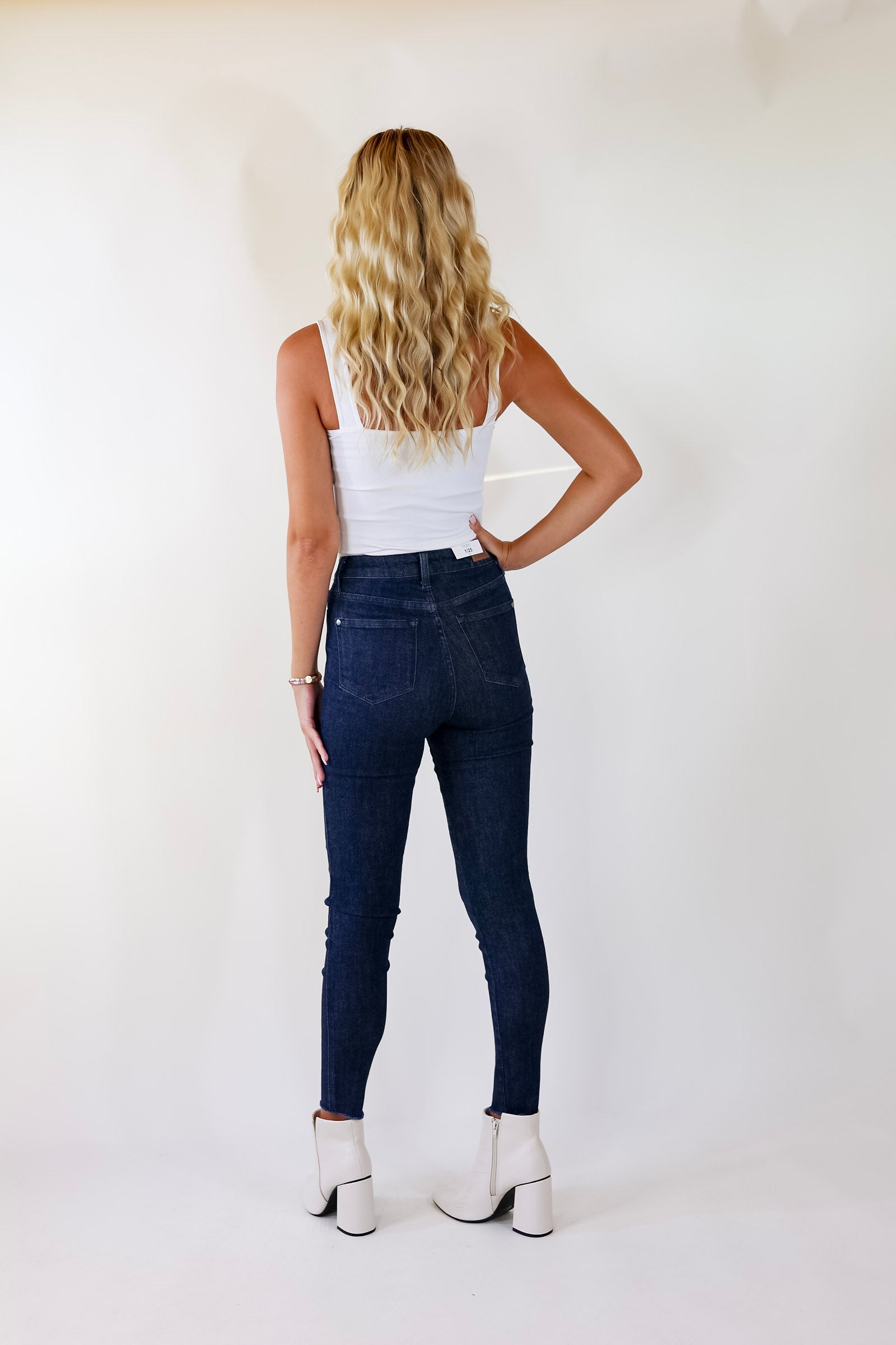 Judy Blue | Can't Pass This Tummy Control Raw Hem Skinny Jeans in Medium Wash - Giddy Up Glamour Boutique