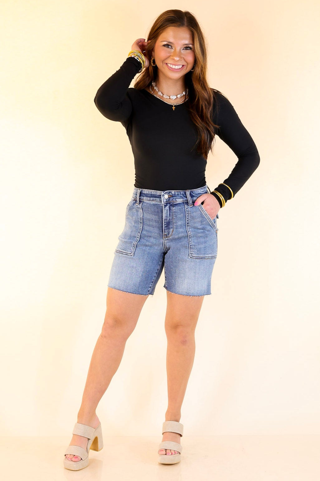 Judy Blue | Pocket Sweetie Denim Bermuda Shorts with Back Flap Pockets in Medium Wash