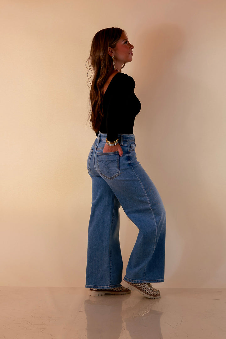 Judy Blue | Blue Skies Ahead Ankle Length Cropped Wide Leg Claudia Denim Jeans in Medium Blue Wash