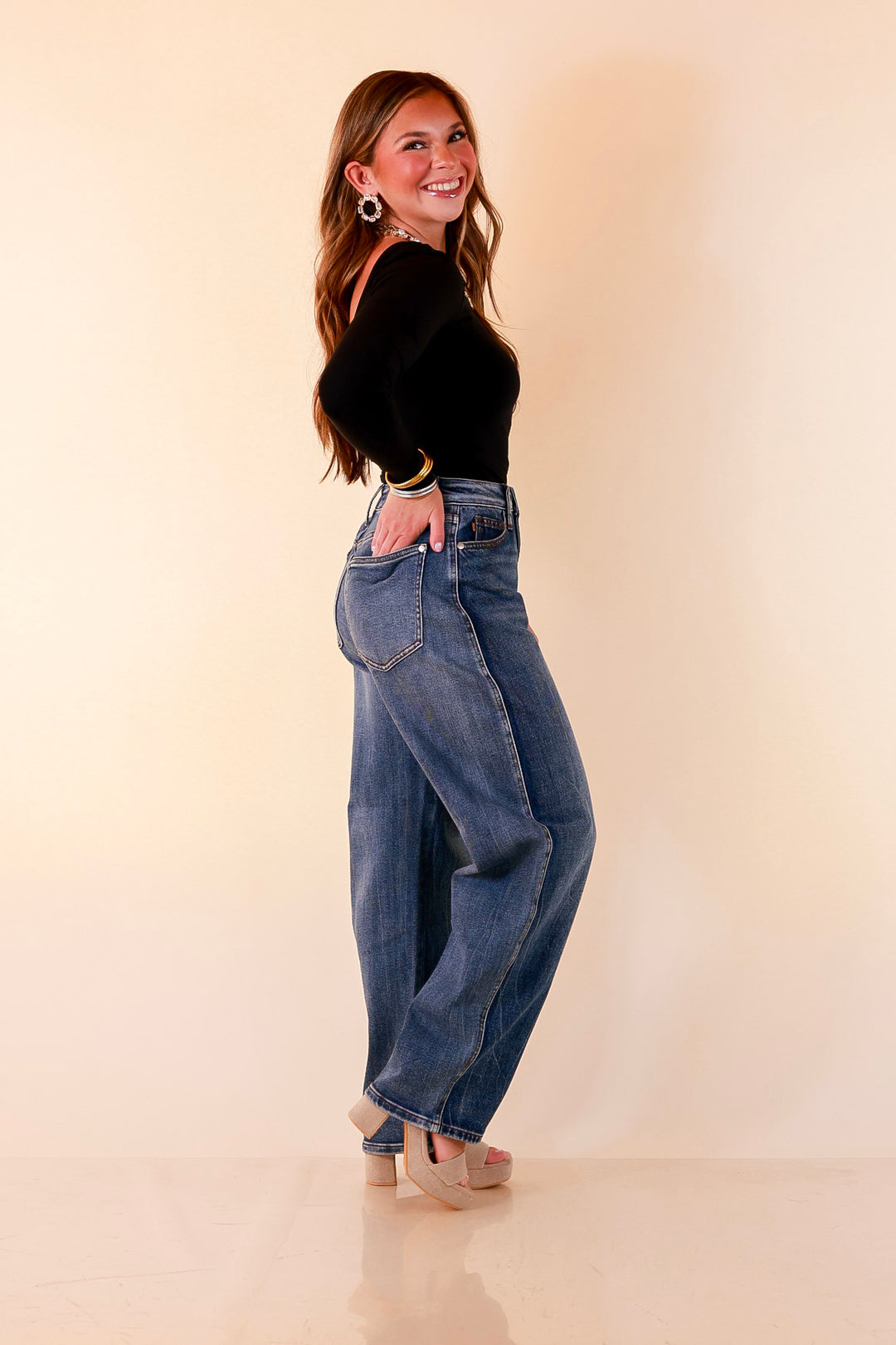 Judy Blue | Everyday Favorite Rigid Magic Marlow Arc Relaxed Wide Leg Barrel Jeans in Dark Weathered Indigo Wash