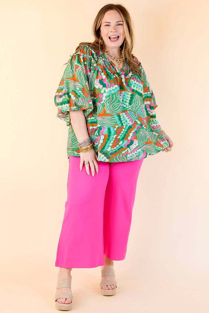 Effortless Style V Neck Tropical Print Top in Green