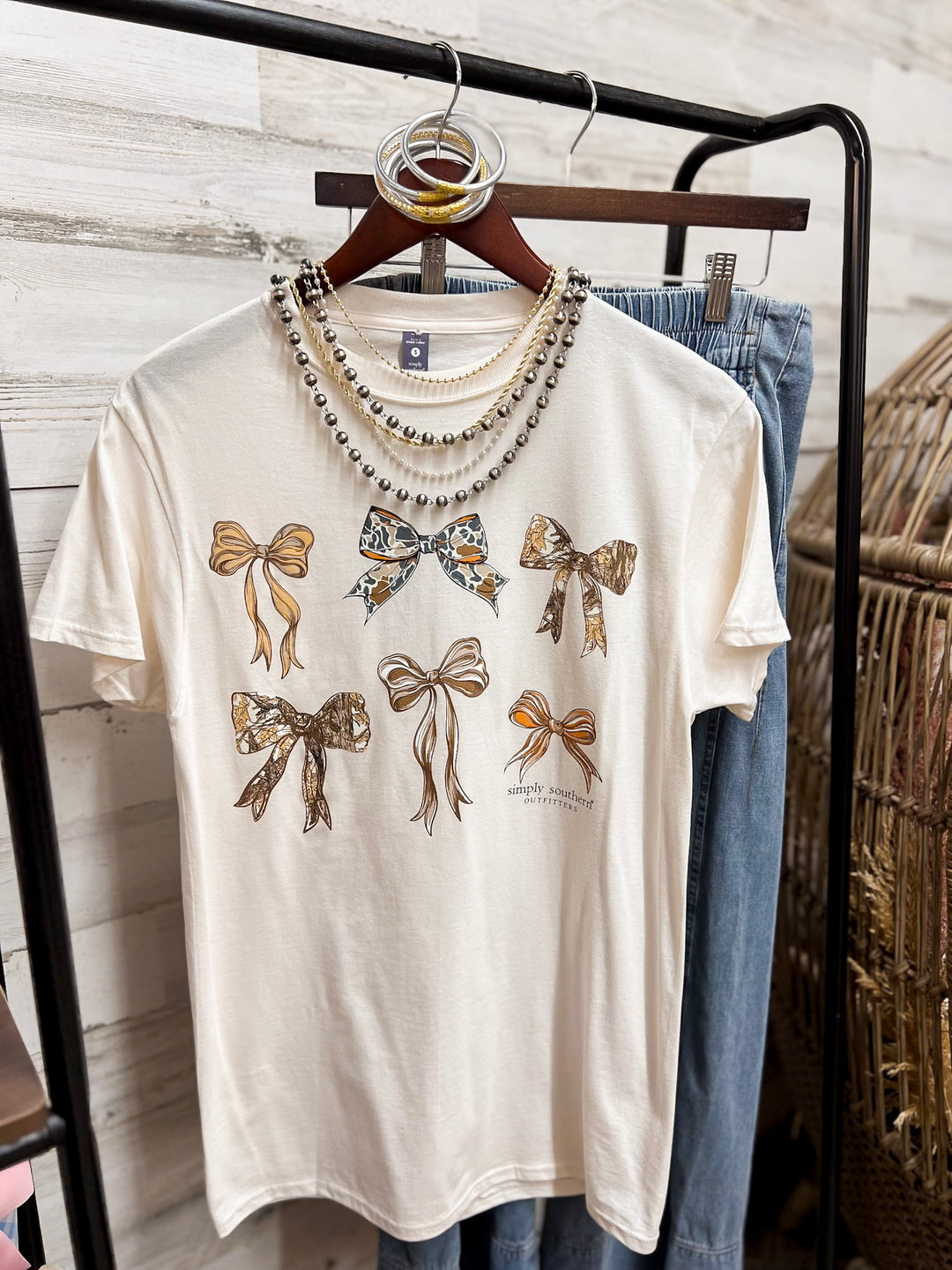 Simply Southern | Southern Charm Camouflage Bow Short Sleeve Graphic T-Shirt in Cream