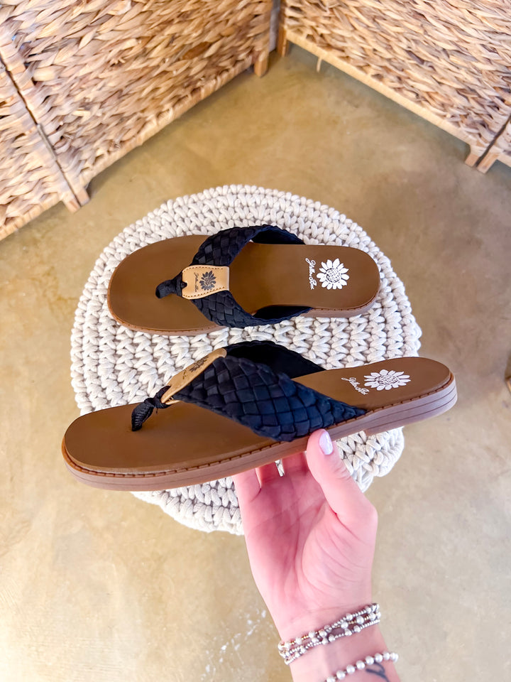 Yellow Box | Irving Woven Comfort Flip Flops in Black