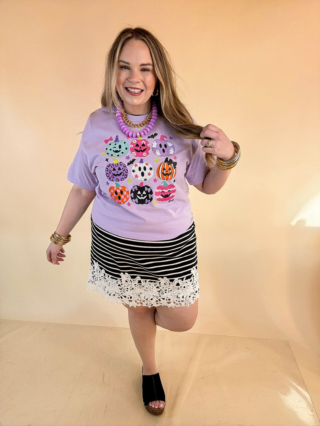 The Pumpkin Club Colorful Jack-O’-Lantern Halloween Graphic Tee in Lavender Purple
