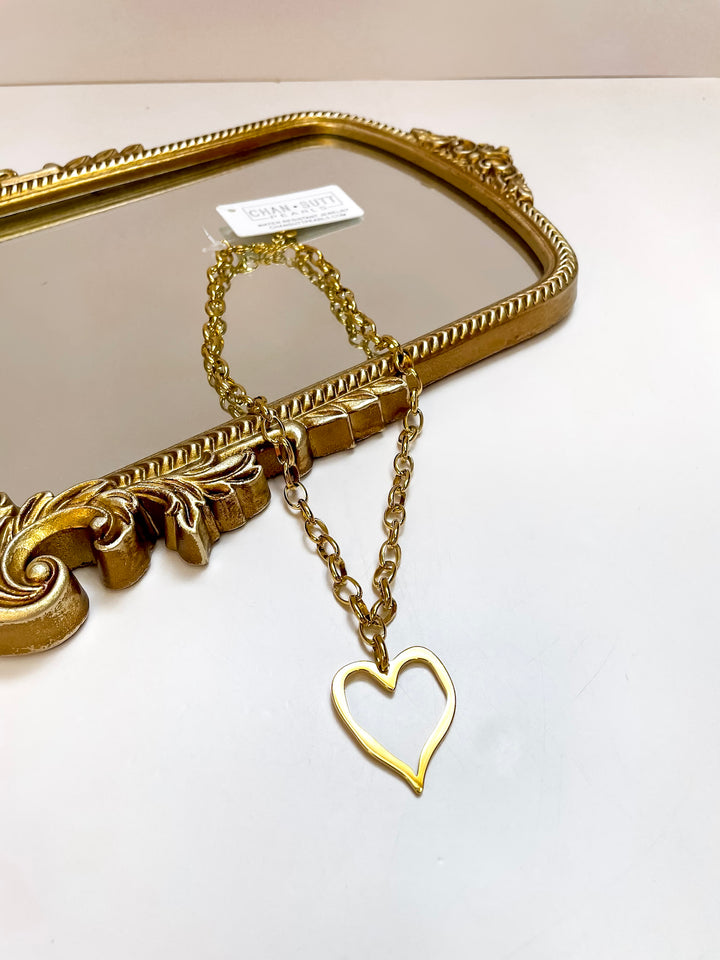 CHANSUTT PEARLS | Open Heart Pendant Necklace in Gold