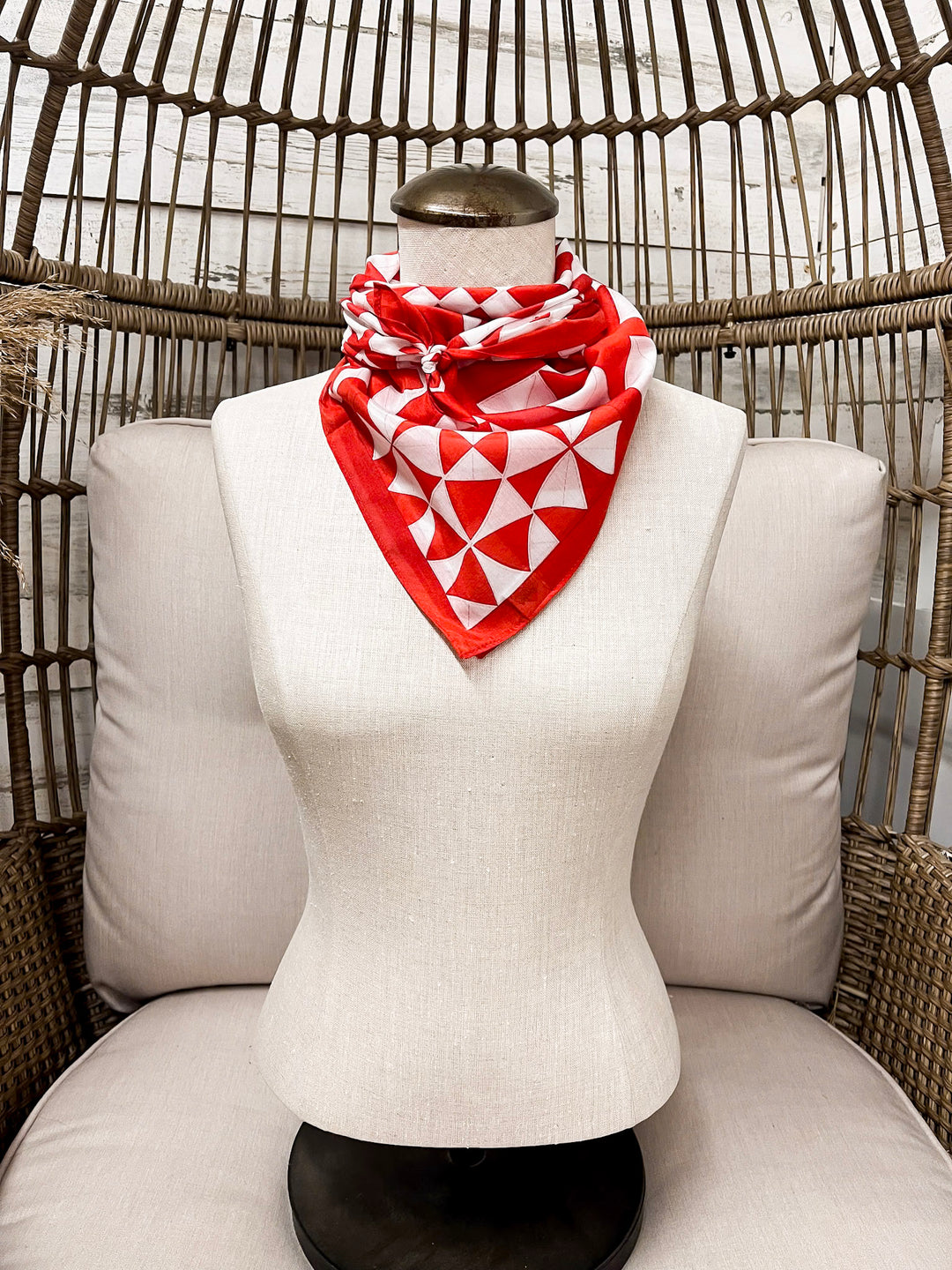 XOXO Art & Co | Red & White Quilted Print Shorty Wild Rag Scarf in Red and White