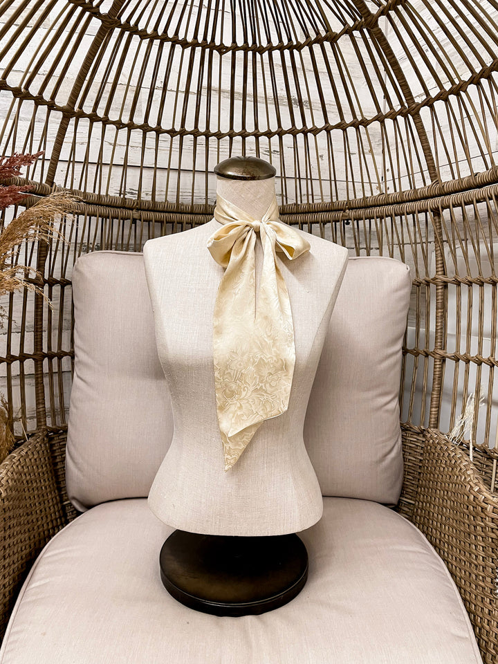 Wyoming Traders | Jacquard Print Silk Twilly Scarf in Ivory