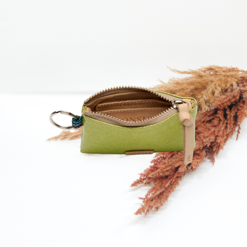 Consuela | Buzzy Pouch