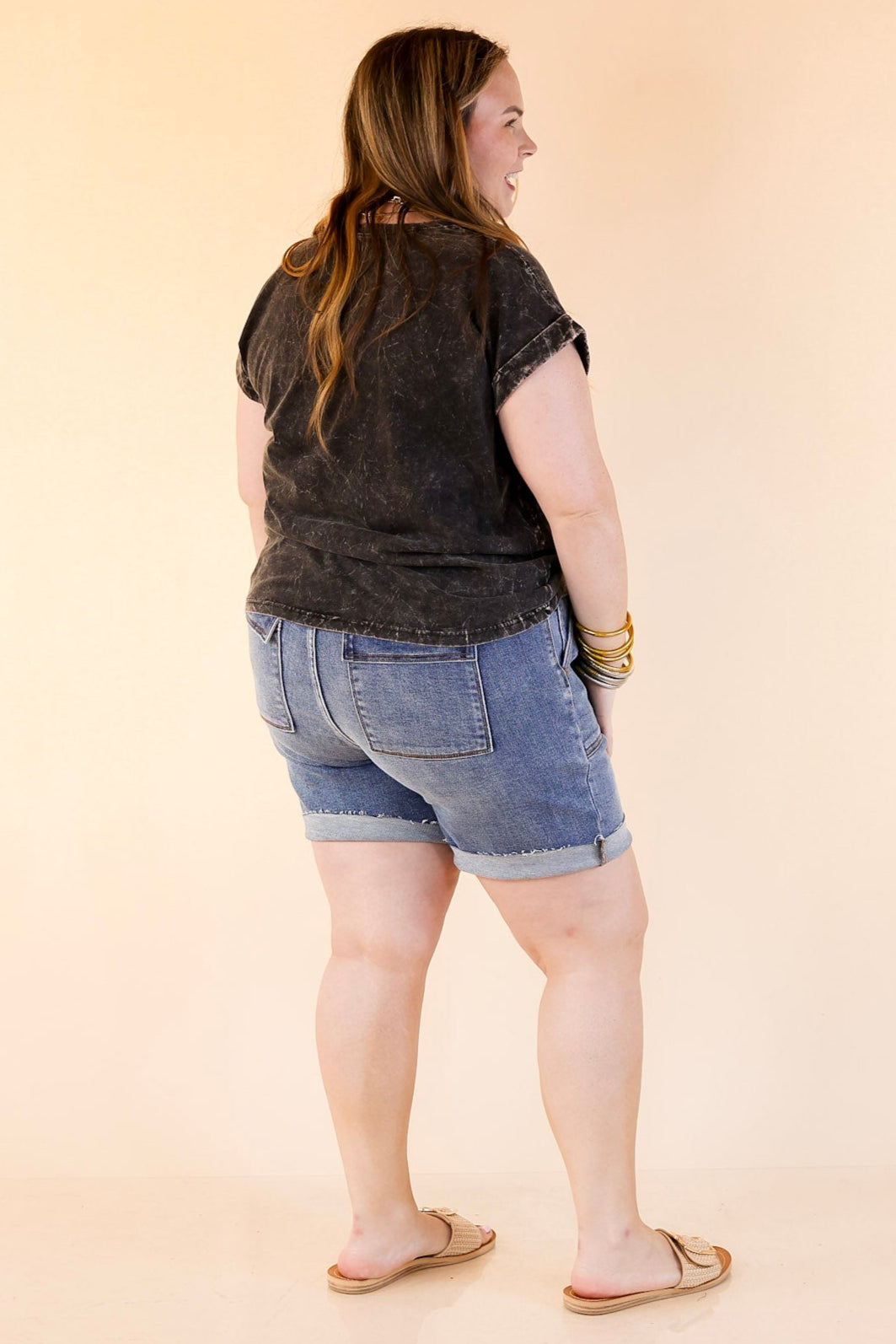 Judy Blue | Pocket Sweetie Denim Bermuda Shorts with Back Flap Pockets in Medium Wash