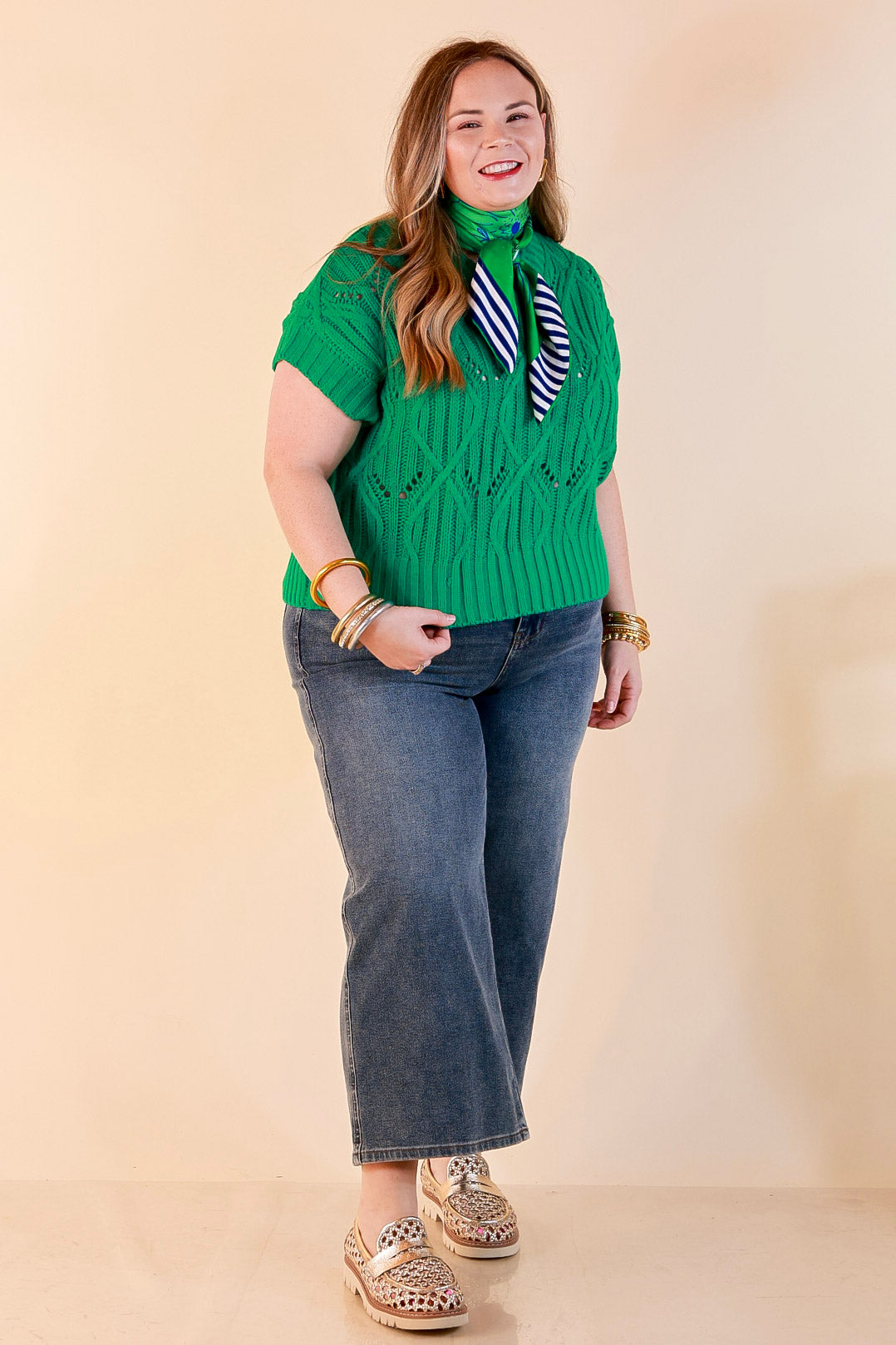 Knit to Last Cable Knit Short Sleeve Sweater Top in Kelly Green