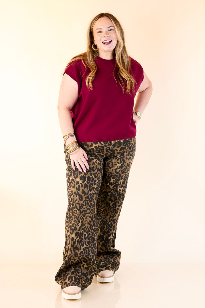 Effortlessly Yours Short Sleeve Crew Neck Sweater in Maroon