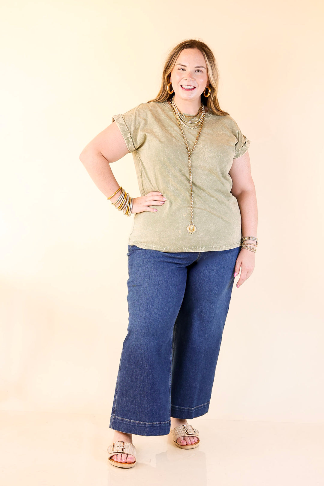 Chic Made Easy Short Sleeve Shirt in Olive Green