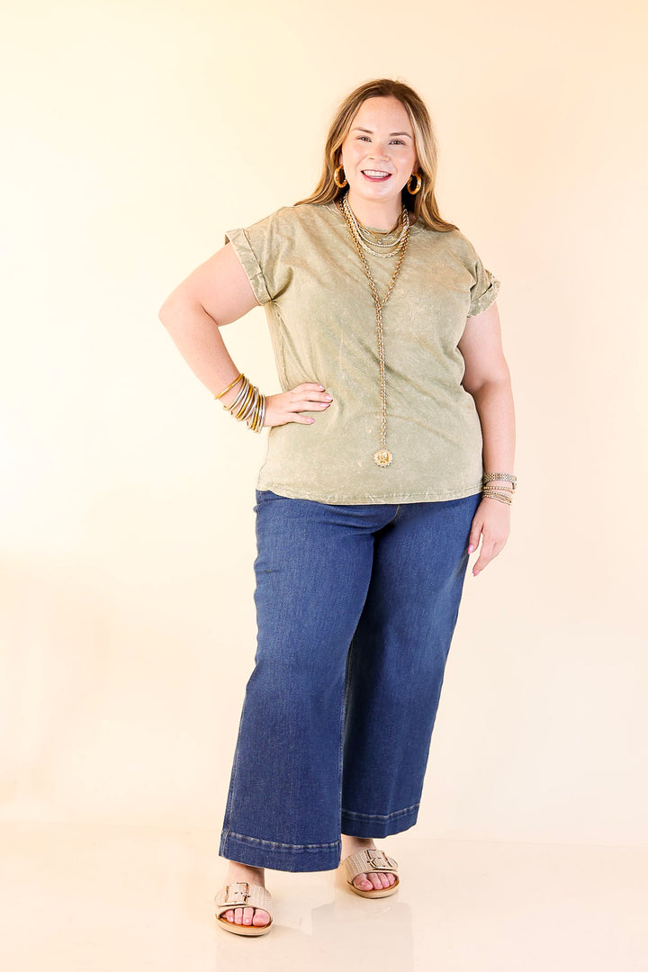 Chic Made Easy Short Sleeve Shirt in Olive Green