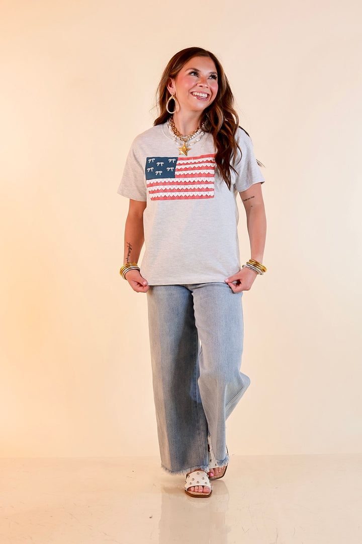 Simply Southern | American It Girl Short Sleeve Graphic Tee with Lace Flag Applique in Heather Grey