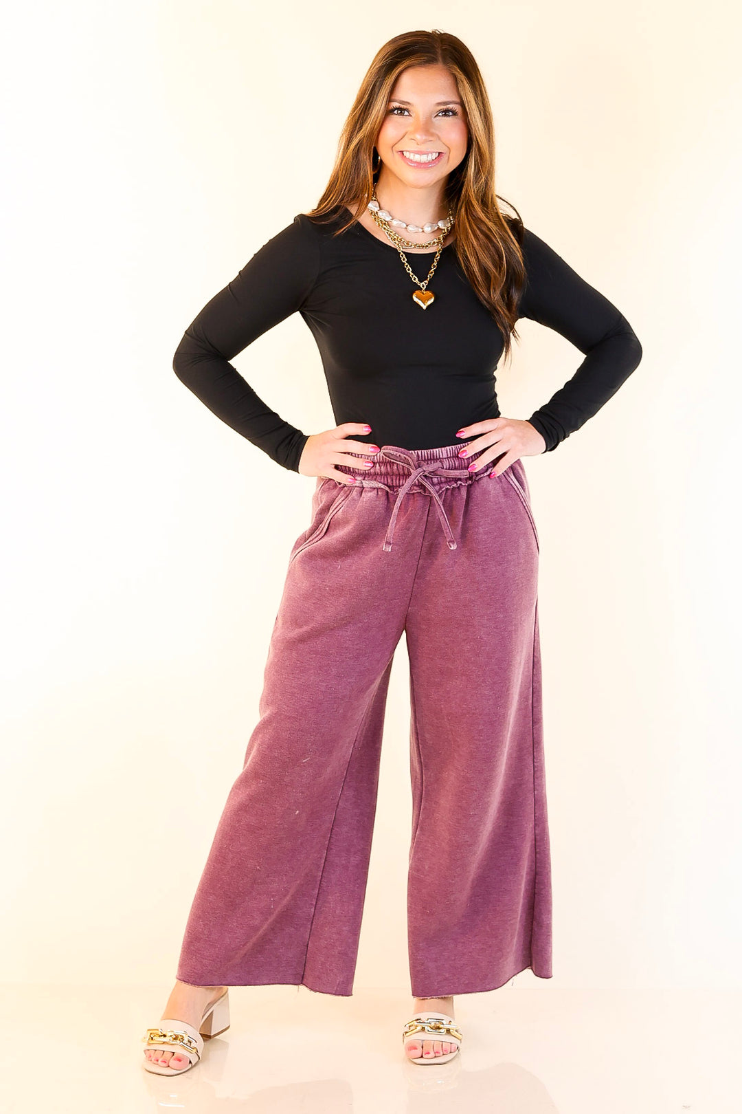 Cozy Girl Cropped Acid Washed Drawstring Pant in Maroon