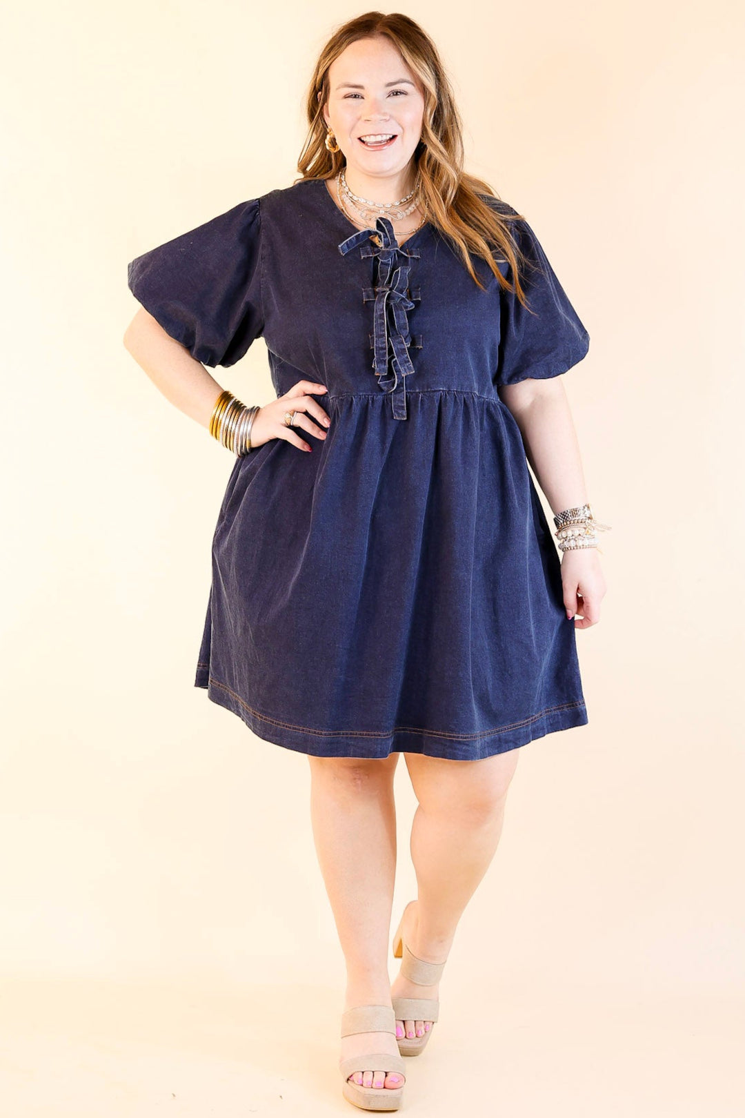 Timeless Trend Short Sleeve Denim Dress with Bows in Medium Wash