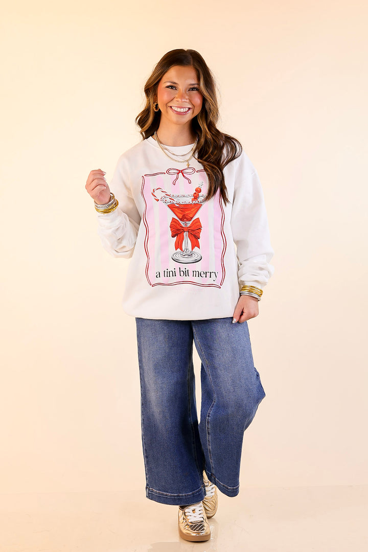 Simply Southern | A Tini Bit Merry Martini Christmas Graphic Crewneck Sweatshirt in White