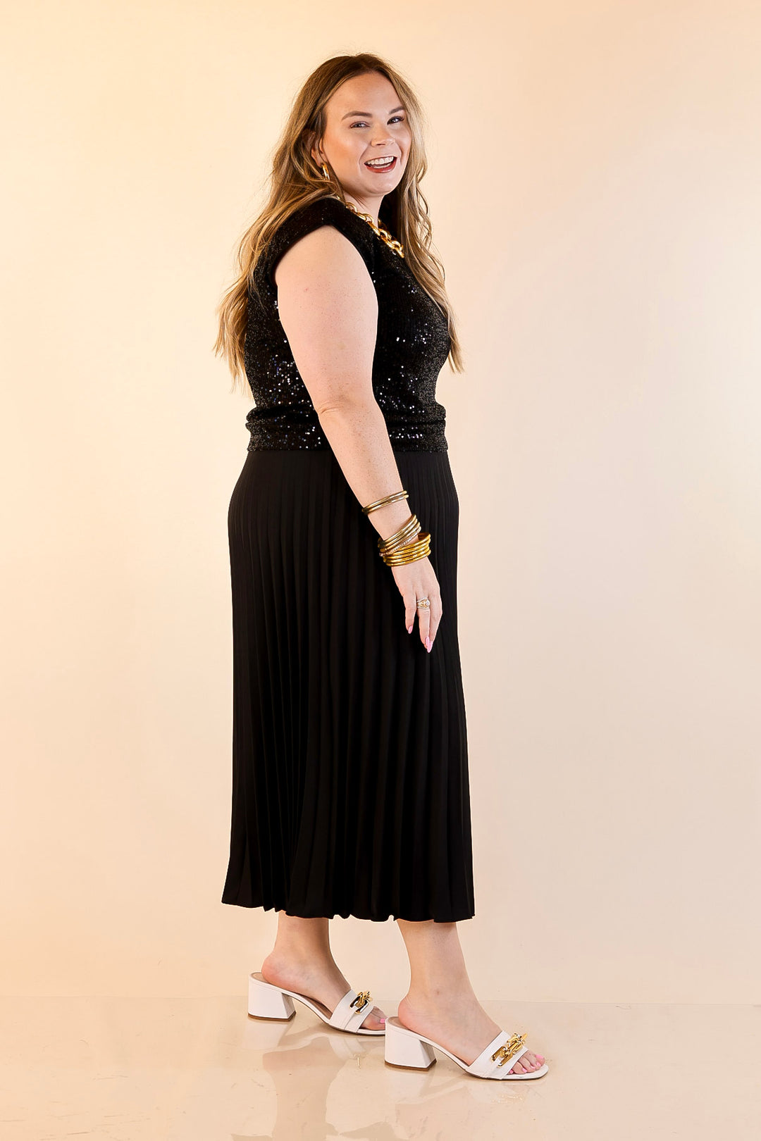 Reasons Why Pleated Midi Skirt in Black