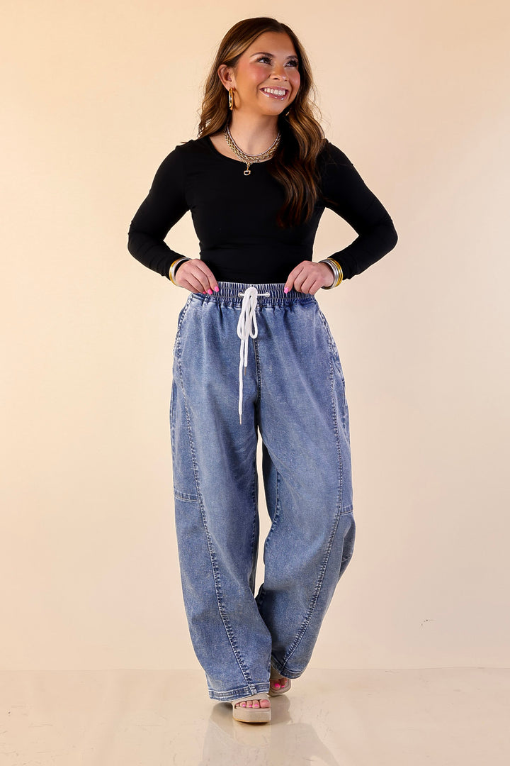 Risen | Relaxed and Ready Elastic Drawstring Waistband Featherweight Barrel Jean in Light Wash