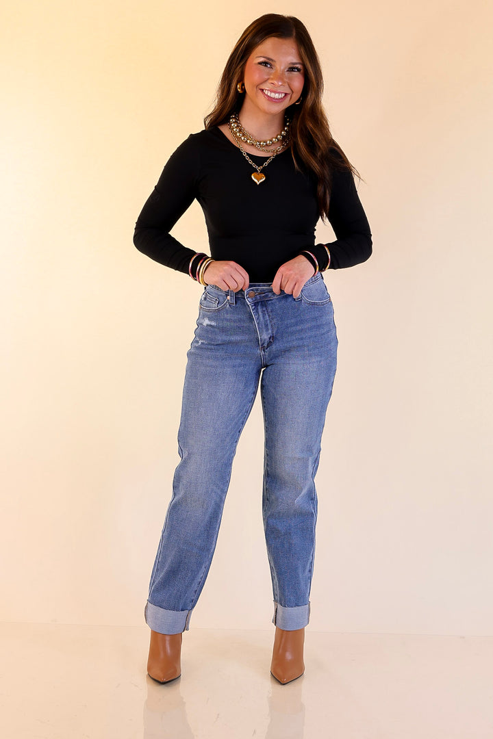 Judy Blue | The Cool Factor Single Cuff Boyfriend Denim Jeans in Medium Wash