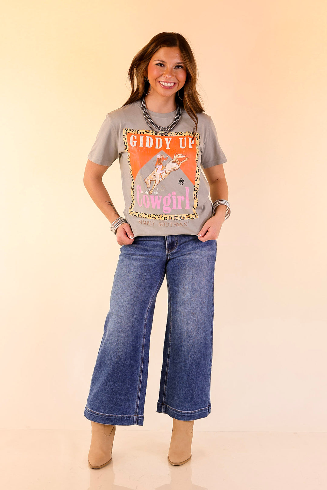 Simply Southern | Giddy Up Cowgirl Graphic T-Shirt in Washed Shadow Grey
