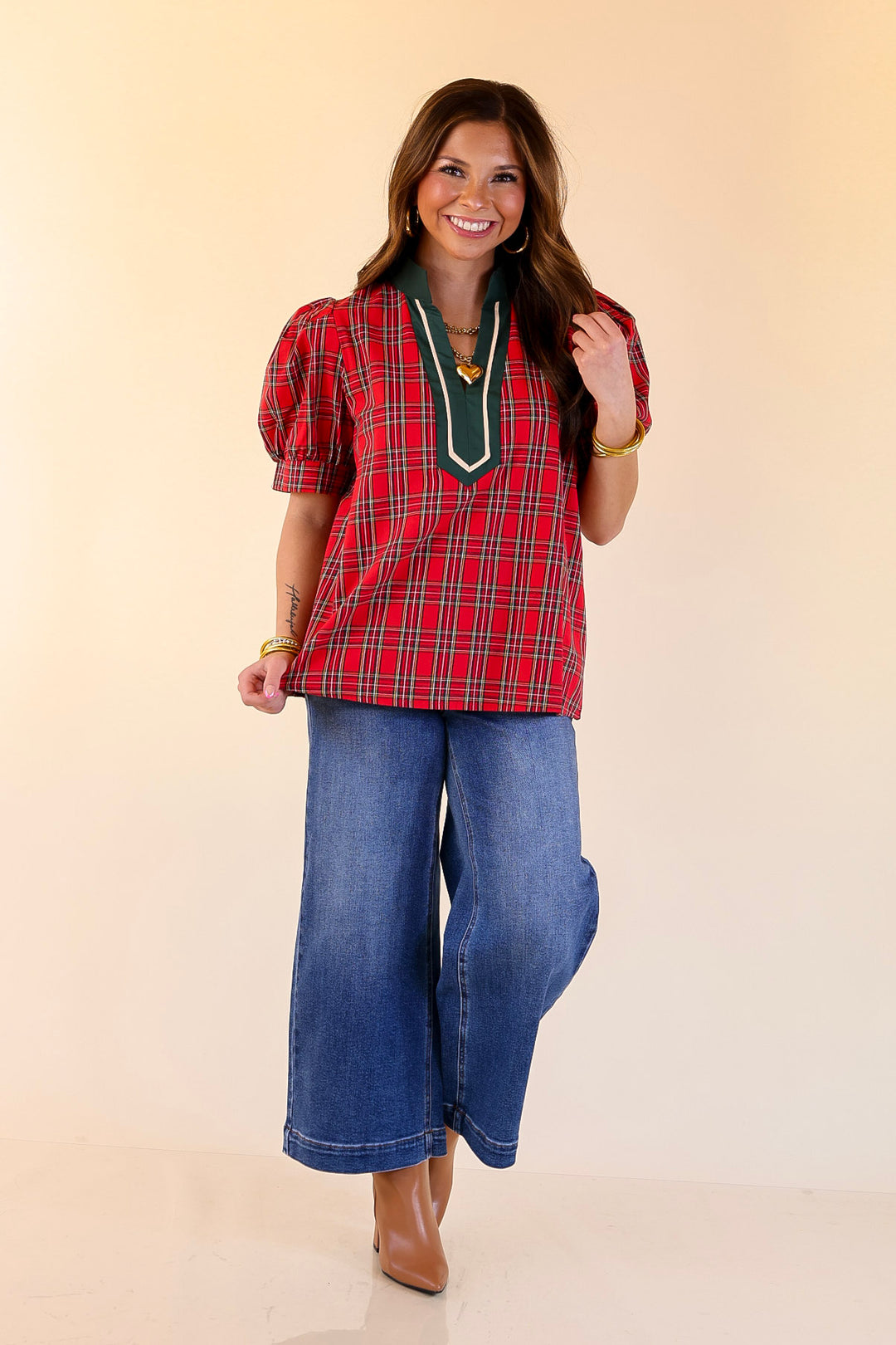Chic Statement V Neck Plaid Top with Short Balloon Sleeves and Green Trim in Red