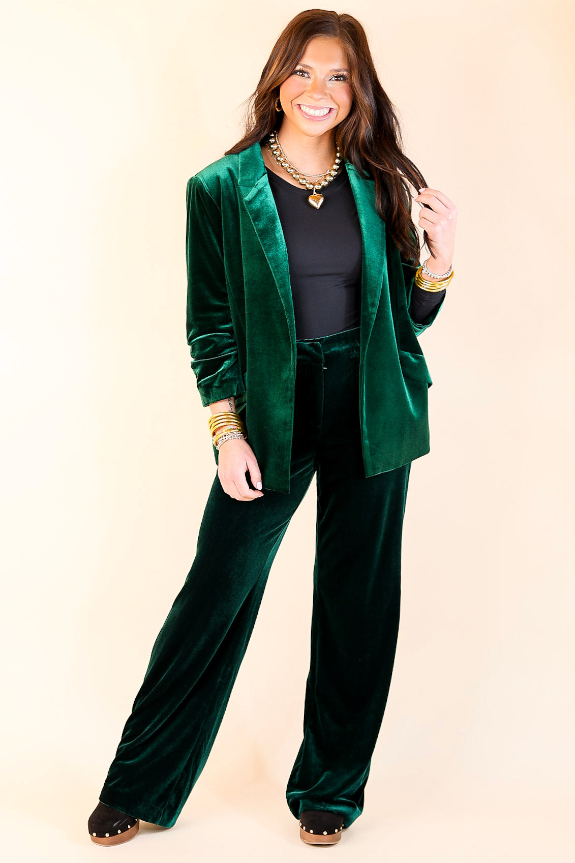 Chic Arrival 3/4 Sleeve Velvet Blazer in Green