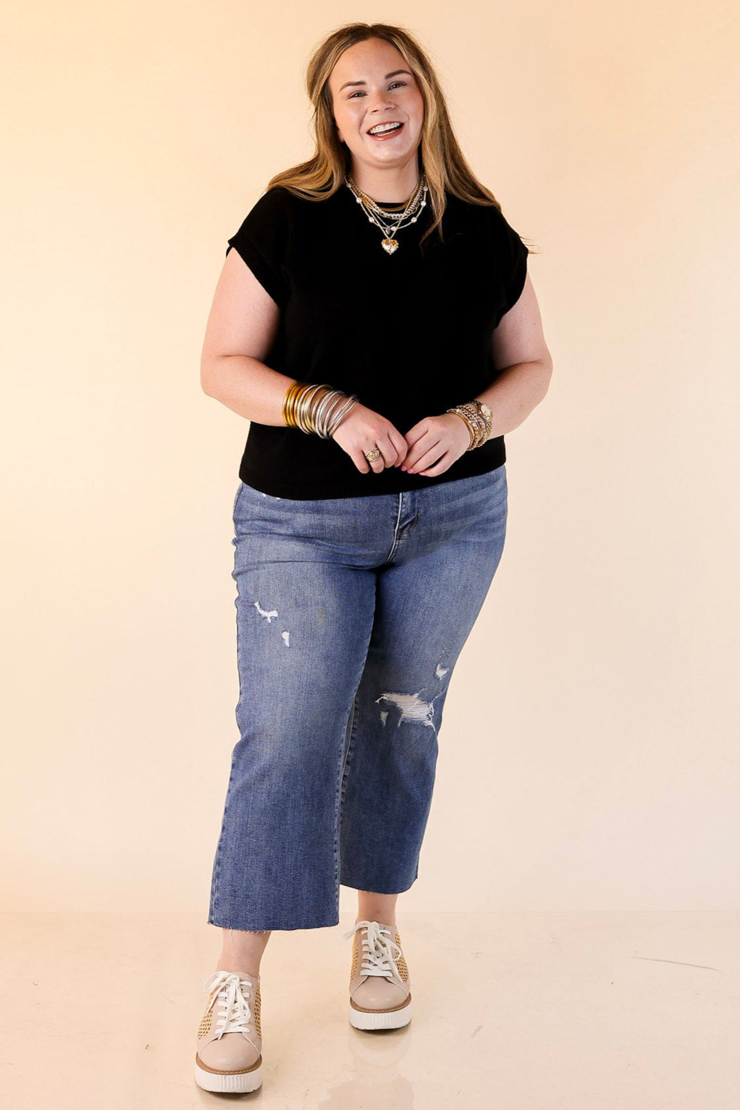 Effortlessly Yours Short Sleeve Crew Neck Sweater in Black