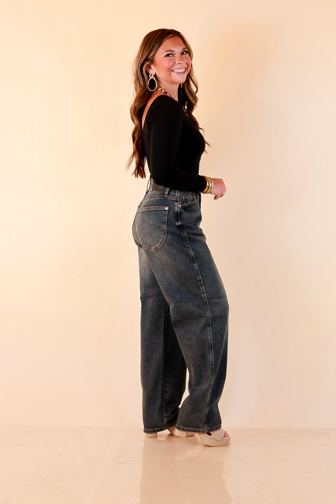 Judy Blue | Never Miss Marlow Arc Relaxed Wide Leg Barrel Jeans with Hollywood Waistband and Double Buttons in Vintage Dark Wash