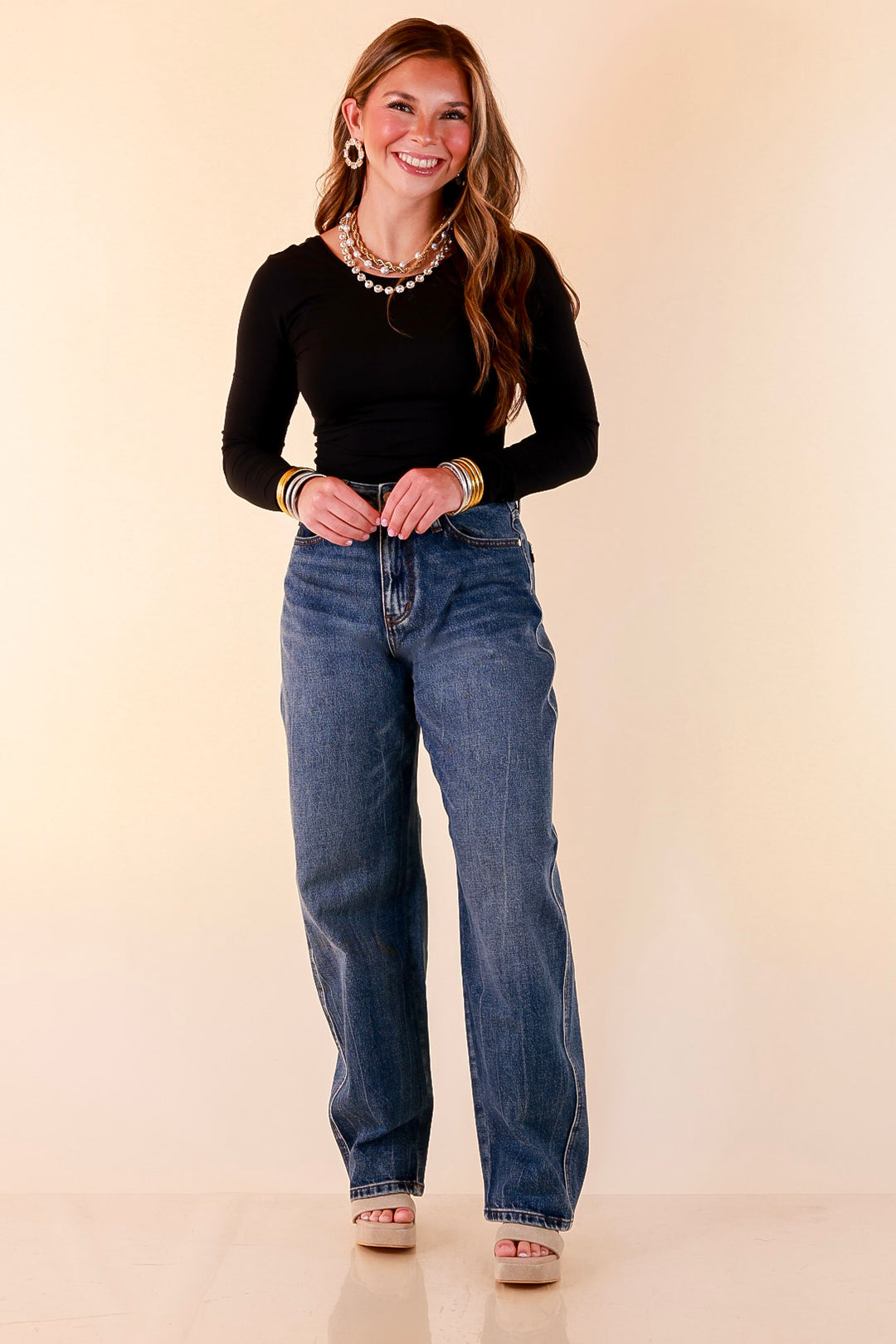 Judy Blue | Everyday Favorite Rigid Magic Marlow Arc Relaxed Wide Leg Barrel Jeans in Dark Weathered Indigo Wash