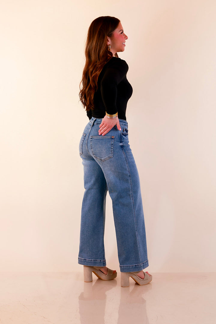 Judy Blue | Everyday Poise Cropped Wide Leg Trouser Denim Jeans in Light Wash
