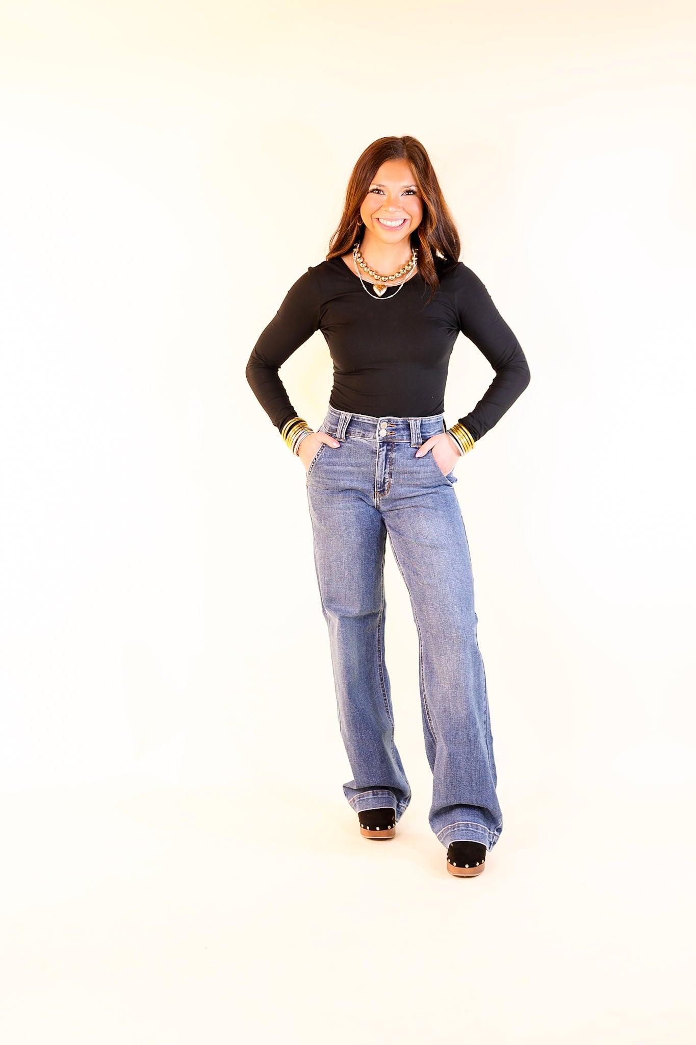 Judy Blue | Watch Her Go Double Button Wide Leg Jeans in Medium Wash