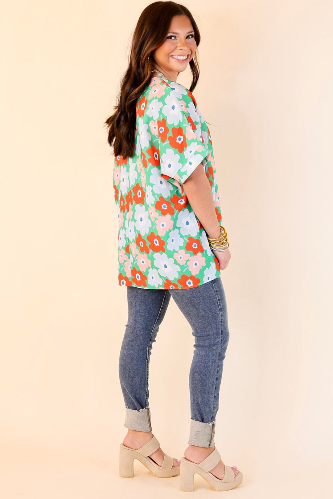 Sunny Refresh Floral V Neck Top in Green Mix