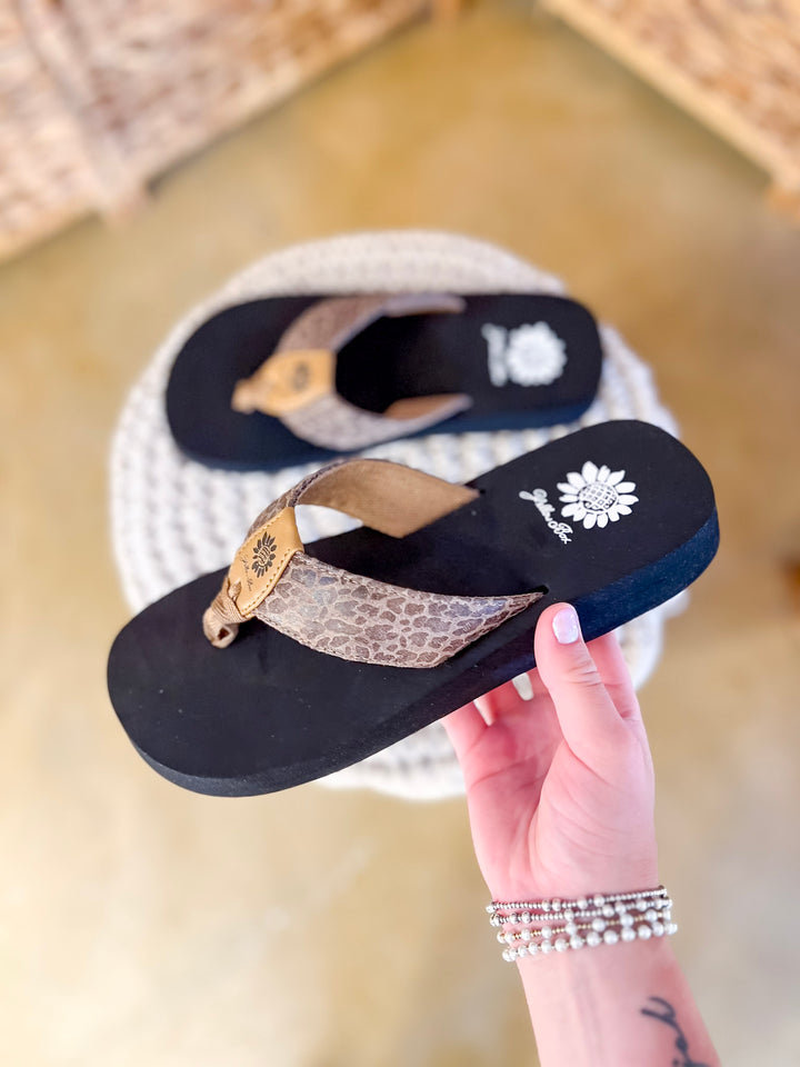 Yellow Box | Flexter Comfort Flip Flops in Leopard Print
