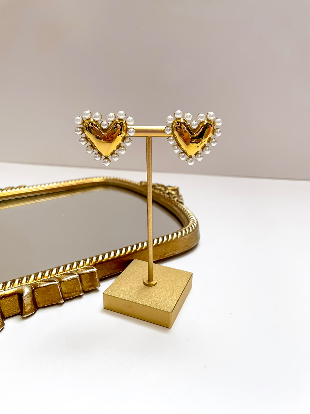 CHANSUTT PEARLS | Pearls of Love Heart and Pearl Earrings in Gold