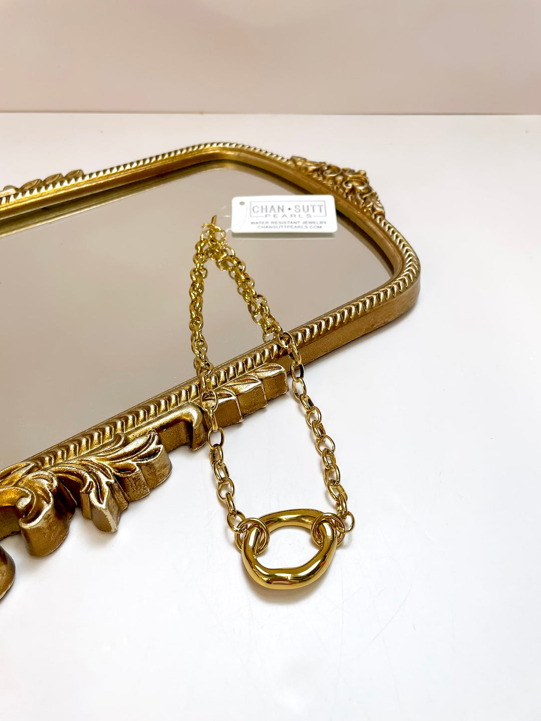 CHANSUTT PEARLS | The Scotty Chain Link Necklace in Gold
