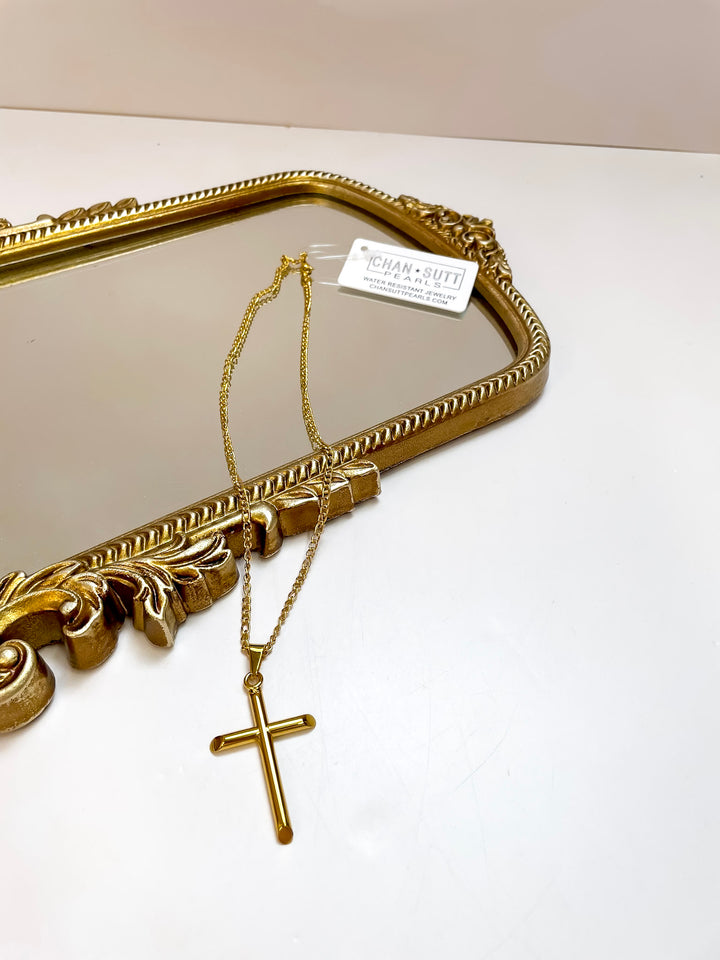 CHANSUTT PEARLS | Cross Pendant Necklace in Gold