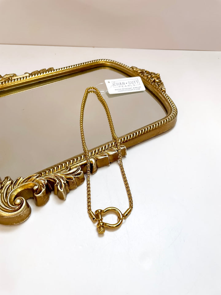 CHANSUTT PEARLS | The Locket Necklace in Gold with Gold Locket