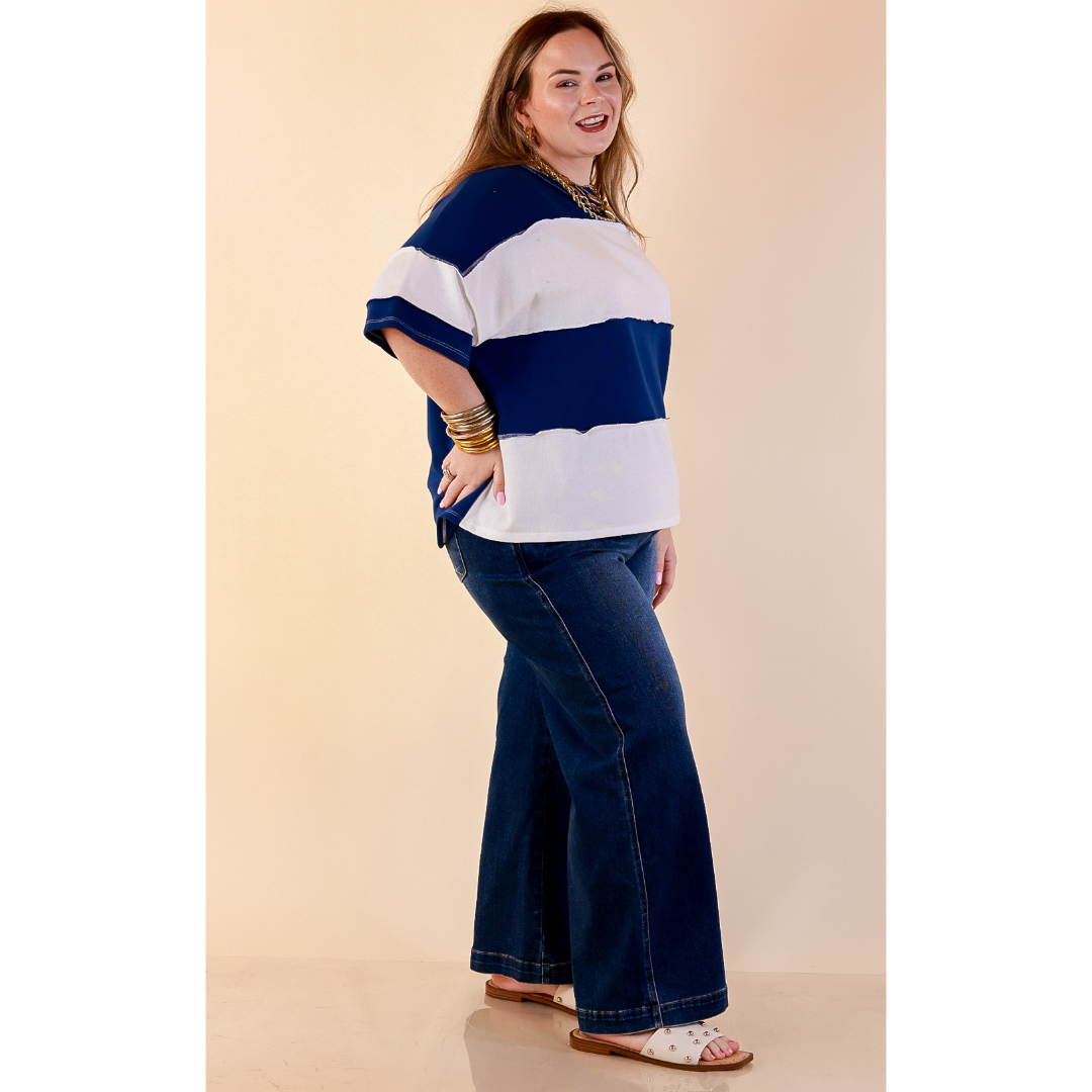 Simply Striking Color Block Rugby Style Wide Stripe Relaxed Short Sleeve Top in Navy Blue