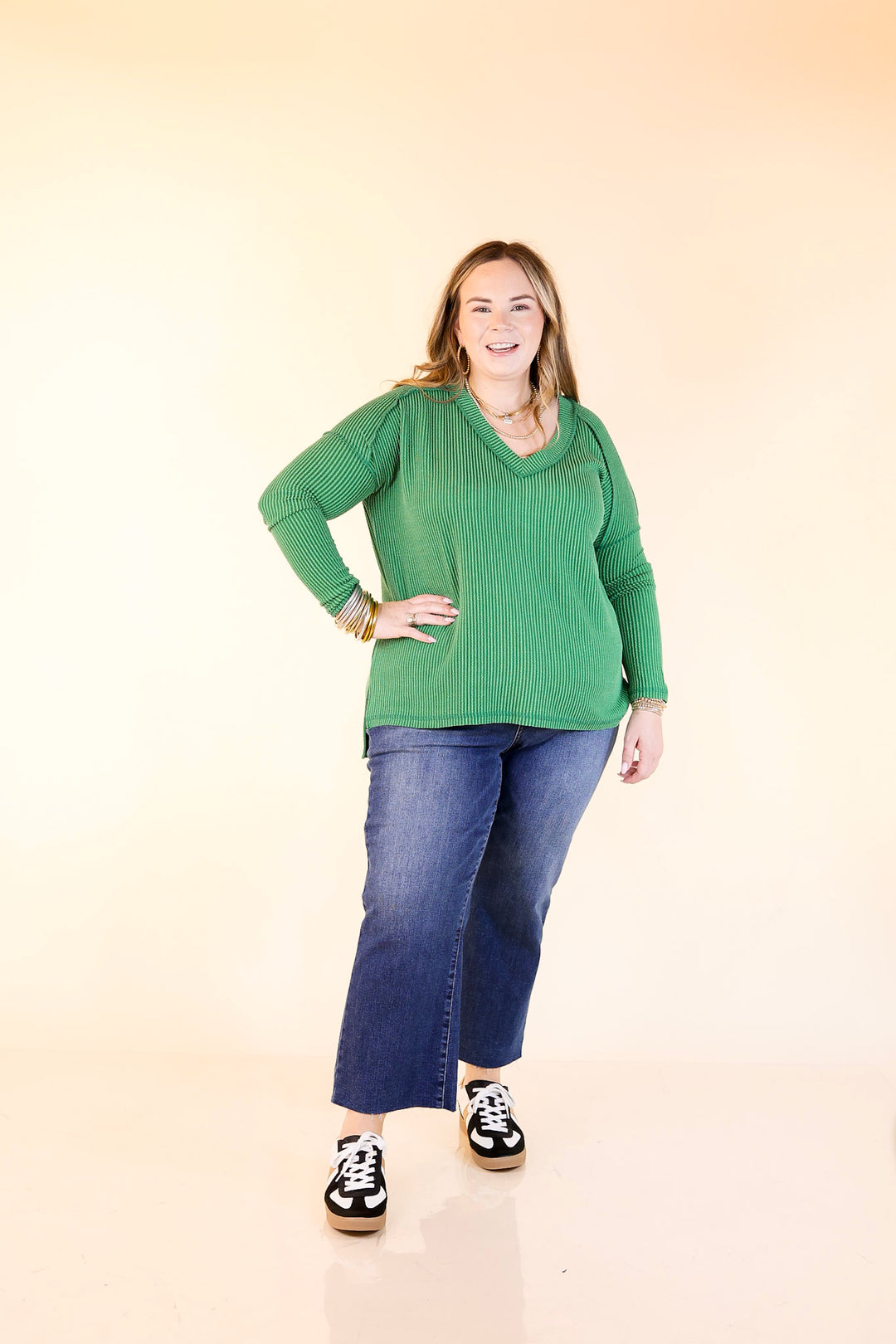 Daily Perfection V-Neck Long Sleeve Ribbed Top in Kelly Green