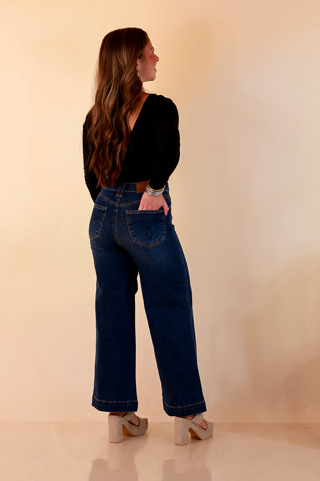 Judy Blue | Wide Open Style Ankle Length Cropped Wide Leg Tummy Control Trouser Denim Jeans in Dark Wash