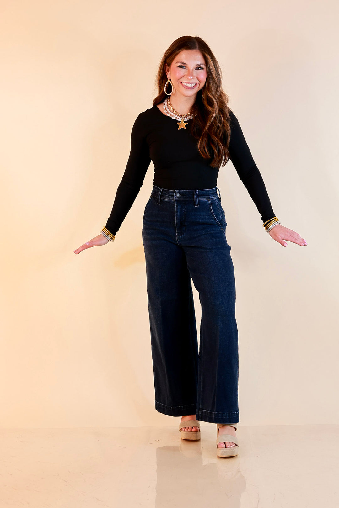 Judy Blue | Chic in Motion Ankle Length Cropped Wide Leg Trouser Denim Jeans in Dark Wash